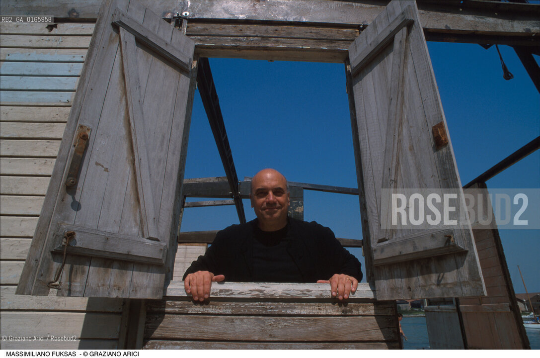 Nome: .FUKSAS MASSIMILIANO.Descrizione: .ARCHITETTO ARCHITETTURA FINESTRA.Credit: ©Graziano Arici/Rosebud2 / Costo: .A.Nazione: ..Cittˆ: .VENEZIA.VENICE.Data: .2000