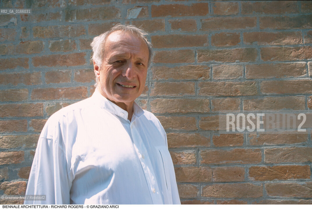 Caption: Nome: .7¡ BIENNALE ARCHITETTURA 2000 - CITTA: LESS AESTHETICS, MORE ETHICS .Descrizione: .RICHARD ROGERS ARCHITETTO.Credit: ©Graziano Arici/Rosebud2 .Nazione: ..Cittˆ: ..Data: .2000