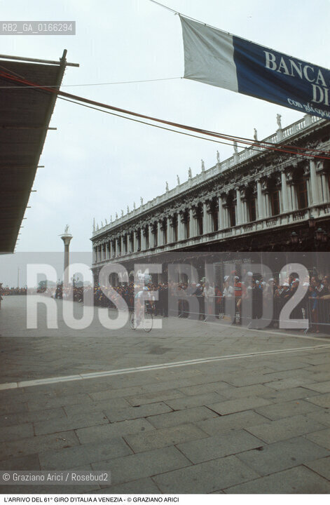 Nome: .61¡ GIRO DITALIA.Descrizione: .SPORT CICLISMO COMPETIZIONE GARA PUBBLICO .Credit: ©Graziano Arici/Rosebud2 Costo: ..Nazione: .ITALIA.Cittˆ: .VENEZIA.Data: .1979..