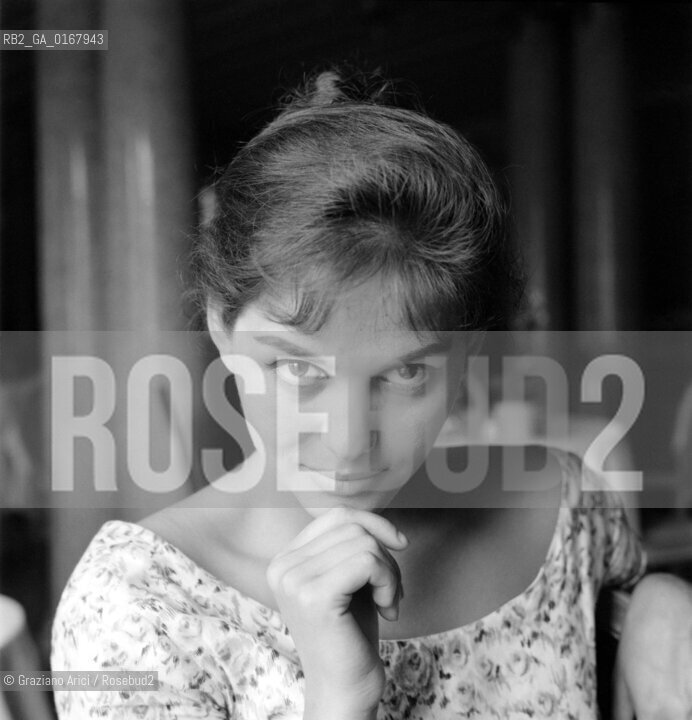 THE ACTRESS CLAUDIA CARDINALE   AT INTERNATIONAL FILM FESTIVAL  IN VENICE - 1958 - © ARCHIVIO Graziano Arici/Rosebud2  / ATTRICE / MOSTRA DEL CINEMA