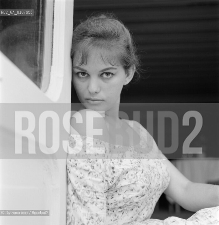 THE ACTRESS CLAUDIA CARDINALE   AT INTERNATIONAL FILM FESTIVAL  IN VENICE - 1958 - © ARCHIVIO Graziano Arici/Rosebud2  / ATTRICE / MOSTRA DEL CINEMA