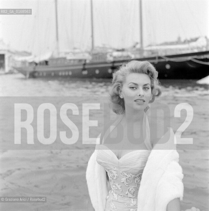 THE  ACTRESS SOPHIA LOREN  IN VENICE - 1955 - © ARCHIVIO Graziano Arici/Rosebud2  / ATTRICE /