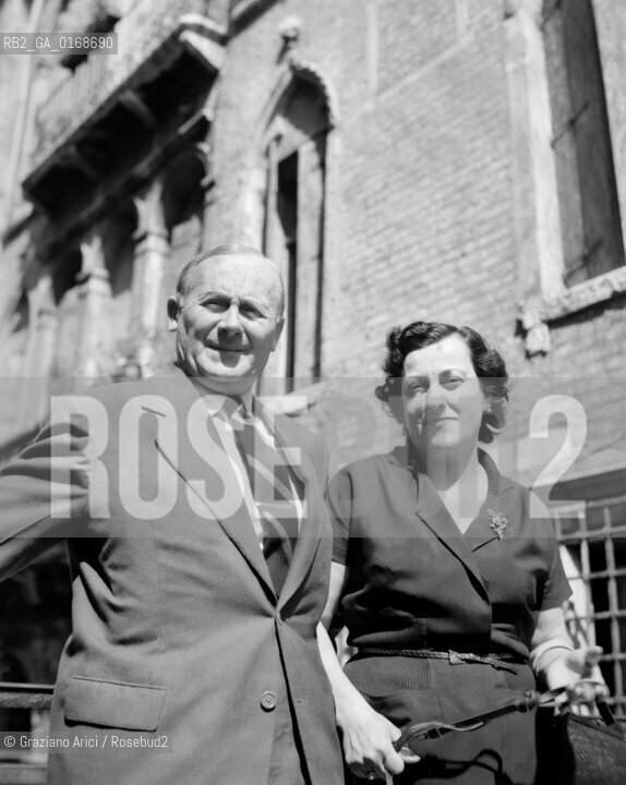THE PAINTER AND SCULPTOR JOAN MIRO WITH HIS WIFE - VENICE - 1952 - © ARCHIVIO Graziano Arici/Rosebud2  / ARTE / PITTORE / SCULTORE