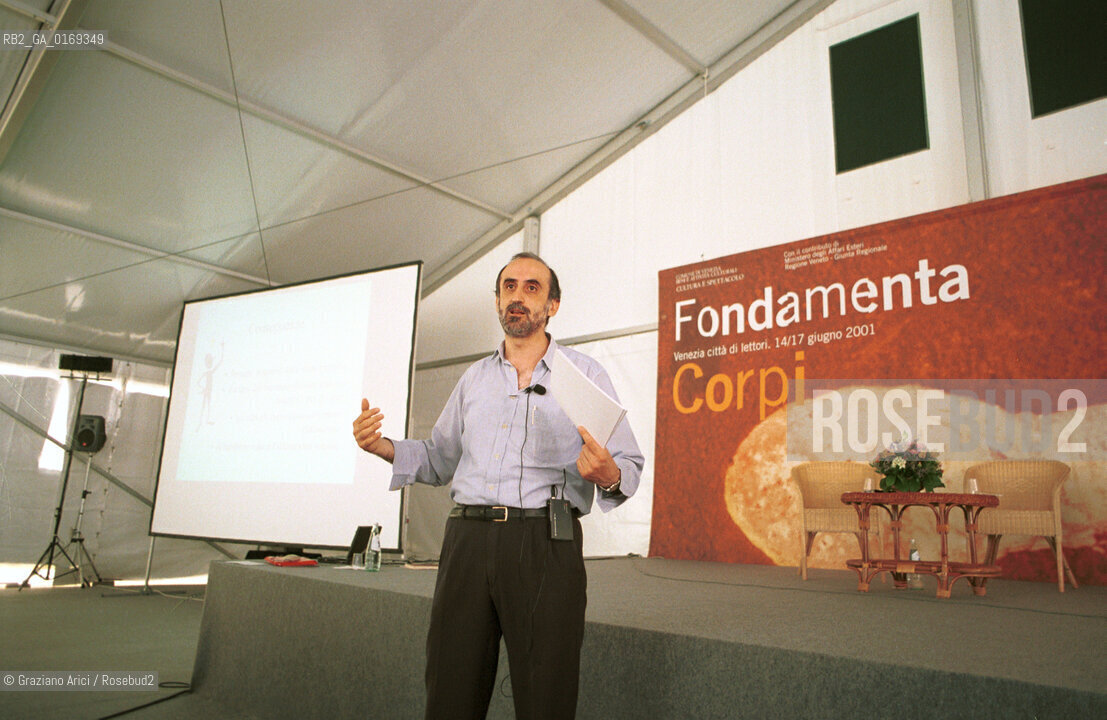 FONDAMENTA 14/17 GIUGNO 2001: CORPI - IL MISSIONARIO COMBONIANO E PSICOLOGO GIUSEPPE CREA  ( ITALIA) - ©Graziano Arici/Rosebud2