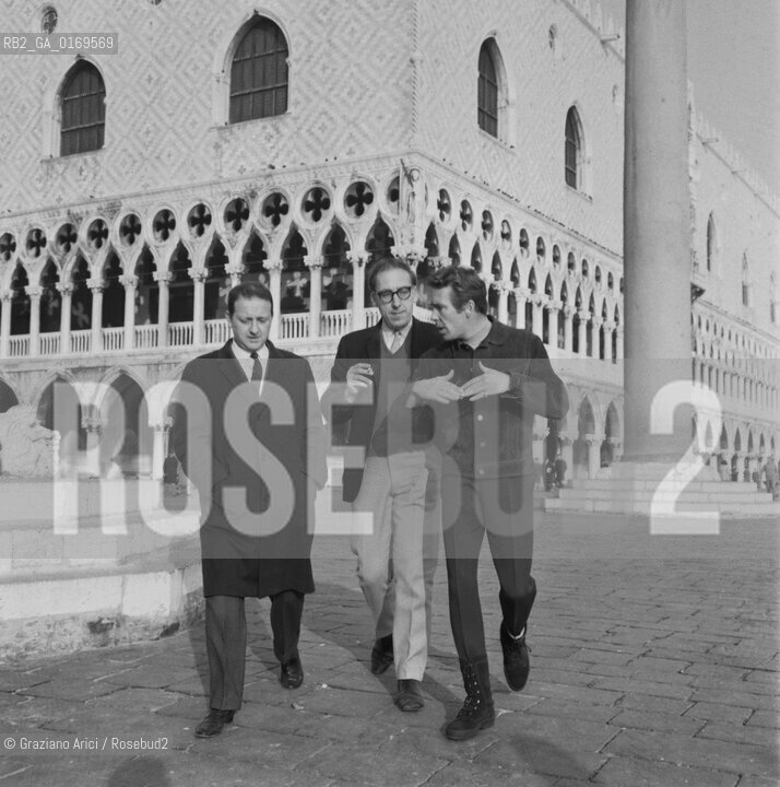 TONY AMSTRONG JONES (GRAN BRETAGNA) A VENEZIA CON ARRIGO COPRIANI / AMANTE PRINCIPESSA MARGARET / PALAZZO DUCALE / 1967 - © ARCHIVIO Graziano Arici/Rosebud2 