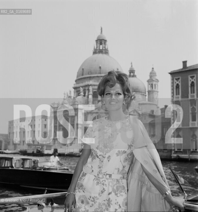 CINEMA / LATTRICE CLAUDIA CARDINALE (ITALIA) A VENEZIA /1967 - © ARCHIVIO Graziano Arici/Rosebud2 
