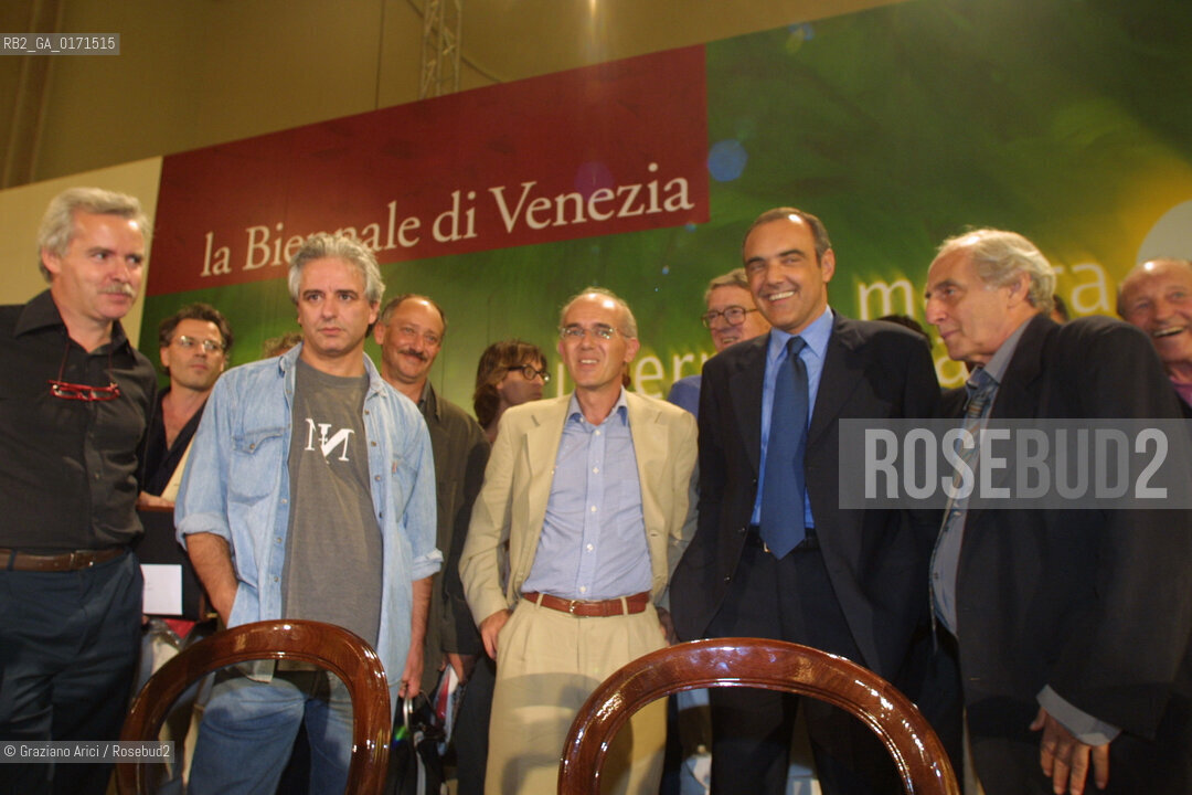 02/09 - VENICE - 58. INTERNATIONAL FILM FESTIVAL -  UN ALTRO MONDO E POSSIBILE - VITTORIO AGNOLETTO, SPEAKER OF THE GENOA SOCIAL FORUM WITH THE DIRECTOR  CITTO MASELLI  AT THE PRESS CONFERENCE OF THE FILM ABOUT THE ANTI GLOBAL MOVEMENT IN GENOA AND ALBERTO BARBERA , DIRECTOR OF THE VENICE FILM FESTIVAL - ©Graziano Arici/Rosebud2