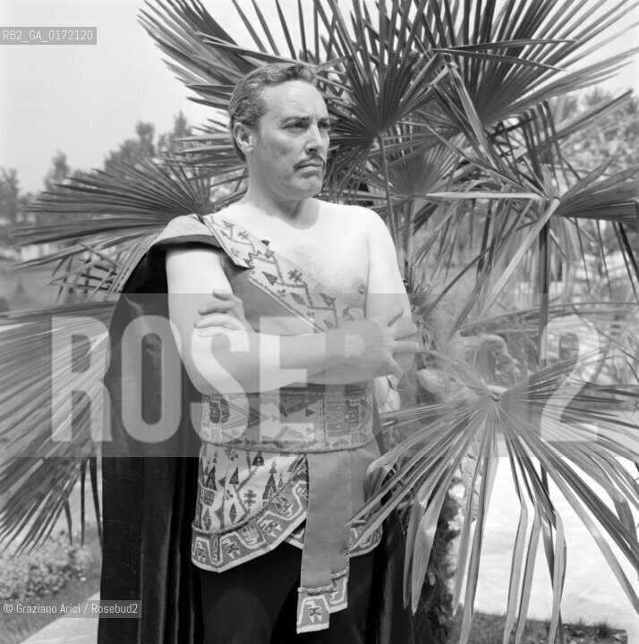 THE OPERA SINGER MARIO DEL MONACO AT HIS HOME - LANCENICO - 1970 - ©Graziano Arici/Rosebud2 / CANTANTE LIRICO