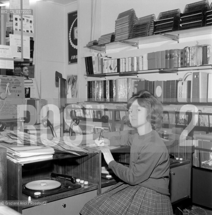 THE SINGER ANGELINA  - FLORENCE - 195? © ARCHIVIO Graziano Arici/Rosebud2  / MUSICA / POP ROCK / CANTANTE