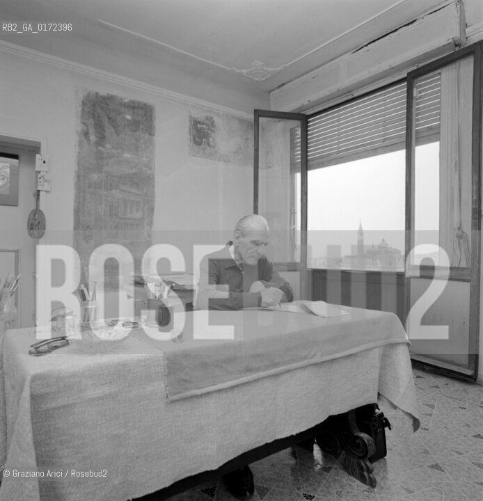 THE PAINTER VIRGILIO GUIDI IN HIS STUDIO - VENICE - 1970 - © ARCHIVIO Graziano Arici/Rosebud2  / ARTE / PITTORE