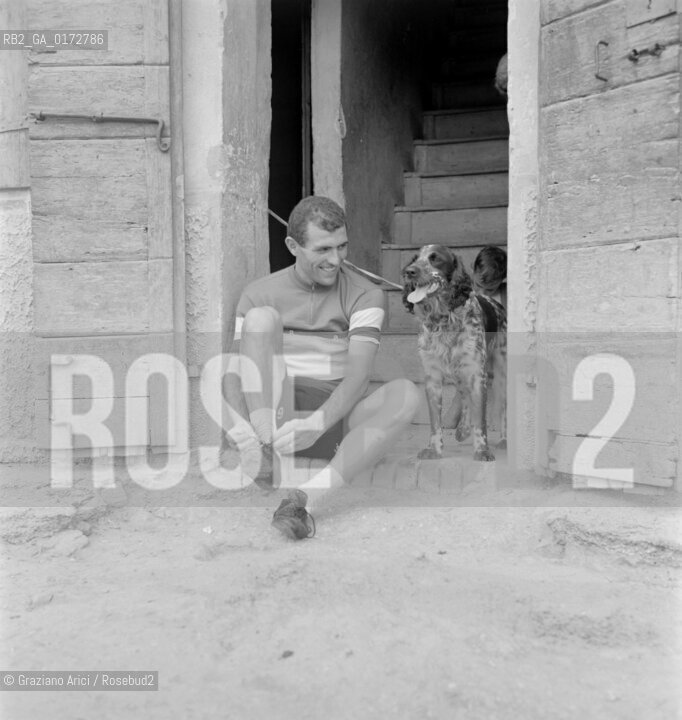 THE CYCLIST ARTURO SABBADIN AT HIS HOME IN MIRANO - 196? - © ARCHIVIO Graziano Arici/Rosebud2  / SPORT / CICLISTA