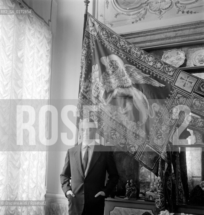 THE COUNT AND ANTIQUARIAN ALVISE BAROZZI - VENICE - 1962 ©Graziano Arici/Rosebud2 / NOBILI/ CONTI / ANTIQUARIO