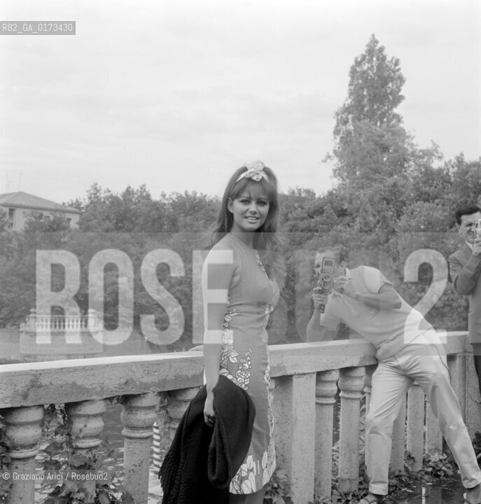THE ACTRESS CLAUDIA CARDINALE AT THE INTERNATIONAL FILM FESTIVAL IN VENICE LIDO - 1965 - © ARCHIVIO Graziano Arici/Rosebud2  / ATTRICE / MOSTRA DEL CINEMA / CINEMA