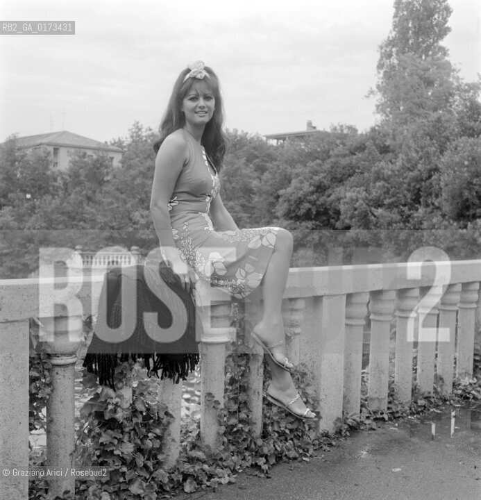 THE ACTRESS CLAUDIA CARDINALE AT THE INTERNATIONAL FILM FESTIVAL IN VENICE LIDO - 1965 - © ARCHIVIO Graziano Arici/Rosebud2  / ATTRICE / MOSTRA DEL CINEMA / CINEMA