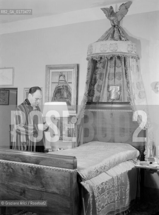 THE PAINTER FILIPPO DE PISIS (FILIPPO TIBERTELLI) AT HIS HOME - VENICE- 1946 © ARCHIVIO Graziano Arici/Rosebud2  / ARTE / PITTURA