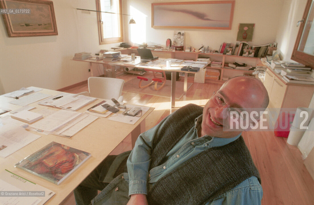 IL CRITICO DARTE MARCO GOLDIN NELLA SEDE DELLA CASA EDITRICE LINEA DOMBRA A CONEGLIANO - ©Graziano Arici/Rosebud2