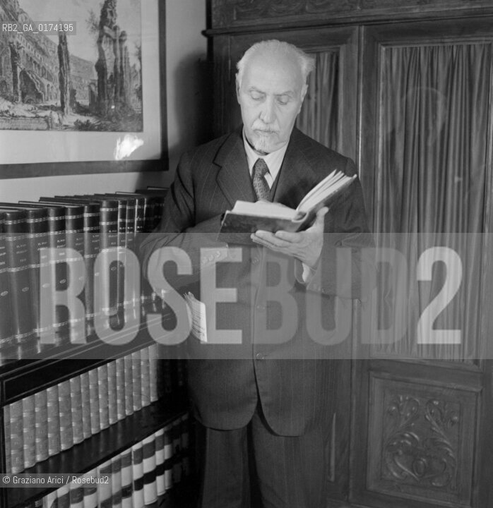 THE  POLITICIAN IVANOE BONOMI IN HIS STUDIUM - ROME - 1947 - © ARCHIVIO Graziano Arici/Rosebud2  / POLITICA / UOMO POLITICO