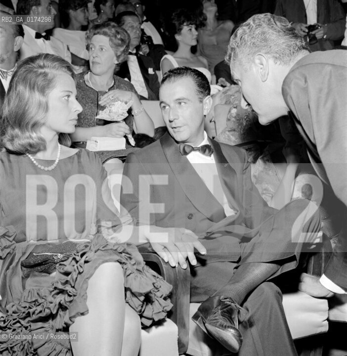 THE PRODUCER GOFFREDO LOMBARDO WITH HIS WIFE AT  XXIII INTERNATIONAL FILM FESTIVAL OF VENICE - 1962 - © ARCHIVIO Graziano Arici/Rosebud2  / PRODUTTORE / MOSTRA DEL CINEMA / CINEMA