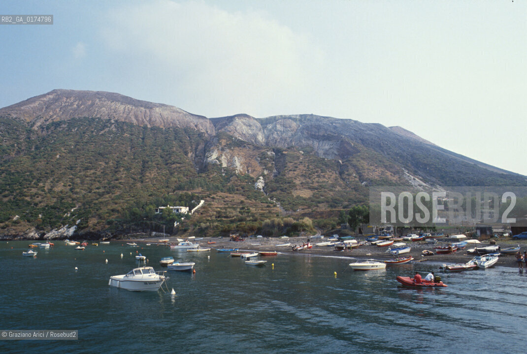 SICILIA  , ( ARCIPELAGO DELLE ISOLE EOLIE) ISOLA DI VULCANO   - © 2002 Graziano Arici/Rosebud2 / GEO