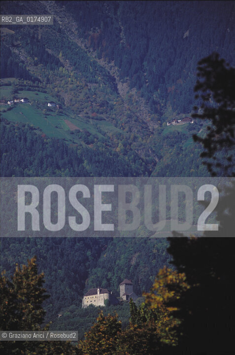 ALTO ADIGE (SUDTIROL), (BOLZANO), MERANO (MERAN) : CASTELLO SULLA VALLATA - © 2002 Graziano Arici/Rosebud2 / GEO