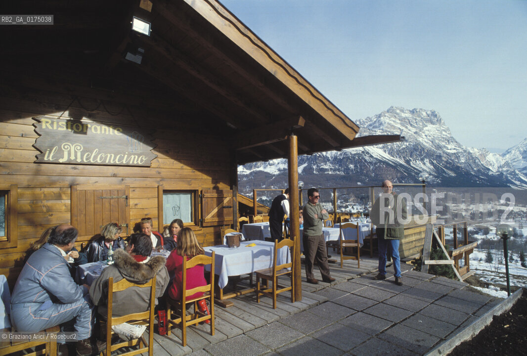 VENETO, CORTINA DAMPEZZO  (BELLUNO) : RISTORANTE IL MELONCINO  -  © 2002 Graziano Arici/Rosebud2 / GEO / NEVE / GASTRONOMIA