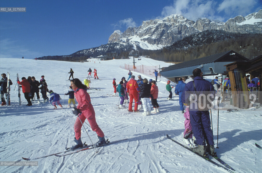 VENETO, CORTINA DAMPEZZO  (BELLUNO) :CAMPI DA SCI  -  © 2002 Graziano Arici/Rosebud2 / GEO / NEVE