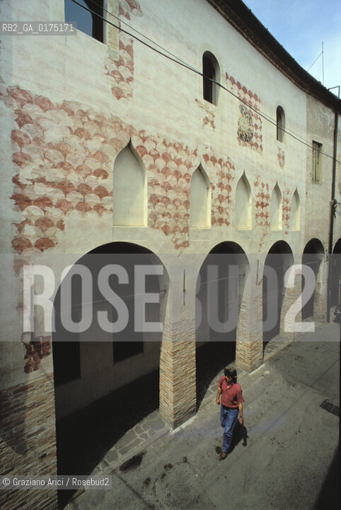 VENETO,TREVISO : STRADINA DEL CENTRO -  © 2002 Graziano Arici/Rosebud2 / GEO