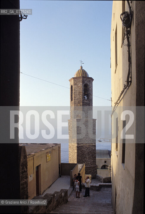 SARDEGNA, CASTELSARDO (SASSARI): STRADINA ©Graziano Arici/Rosebud2 / GEO / CAMPANILE