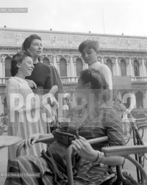 THE COUNTESS MARIA TERESA FOSCARI IN VENICE - 1948 - @ ARCHIVIO Graziano Arici/Rosebud2 / NOBILTA / CONTE