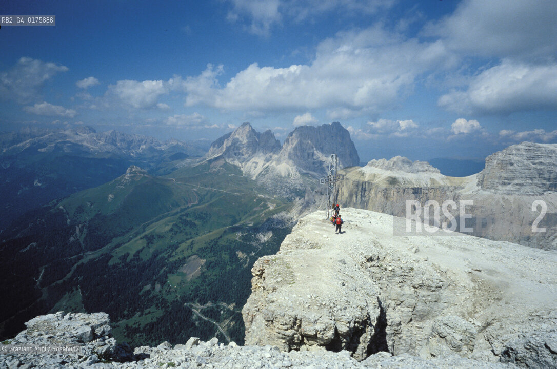 TRENTINO , (TRENTO) : GRUPPO DEL SELLA E SASS PORDOI - © 2002 Graziano Arici/Rosebud2 / GEO / MONTAGNA