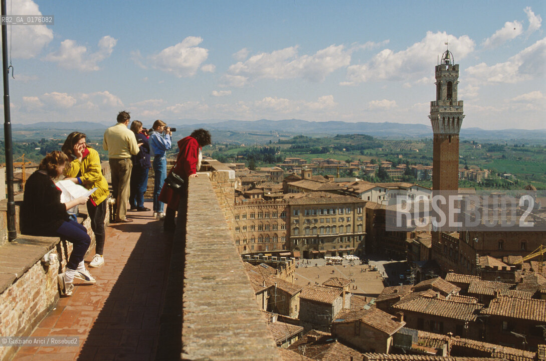 TOSCANA , SIENA : PANORAMA   - © 2002 Graziano Arici/Rosebud2 / GEO