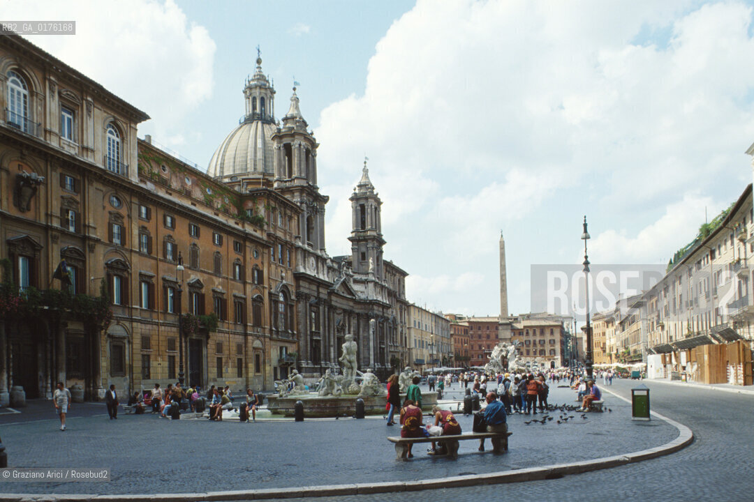 LAZIO, ROMA : PIAZZA NAVONA  - FONTANA DEI FIUMI E CHIESA S.AGNESE IN AGONE  - © 1995 Graziano Arici/Rosebud2 / GEO / BAROCCO / BERNINI