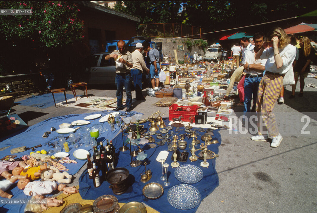 LAZIO, ROMA : MERCATO DI PORTA PORTESE   - © 1995 Graziano Arici/Rosebud2 / GEO /