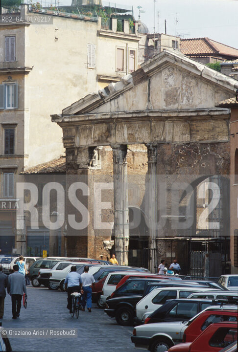 LAZIO, ROMA :PORTICO DI OTTAVIA - GHETTO EBRAICO   - © 1995 Graziano Arici/Rosebud2 / GEO / EBREI