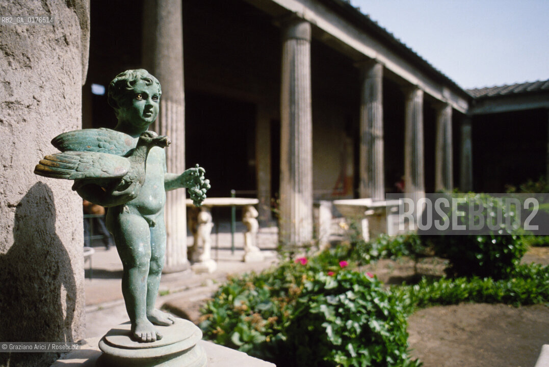 CAMPANIA,  (NAPOLI)  POMPEI : ROVINE DELLA CITTA    - © 2002 Graziano Arici/Rosebud2 / GEO /