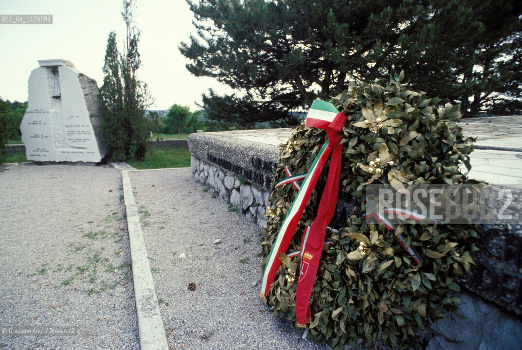 FRIULI-VENEZIA GIULIA, TRIESTE : MONUMENTO SULLA FOIBA DI BASOVIZZA  - © 2002 Graziano Arici/Rosebud2 / GEO / PROBLEMA ISTRIANO