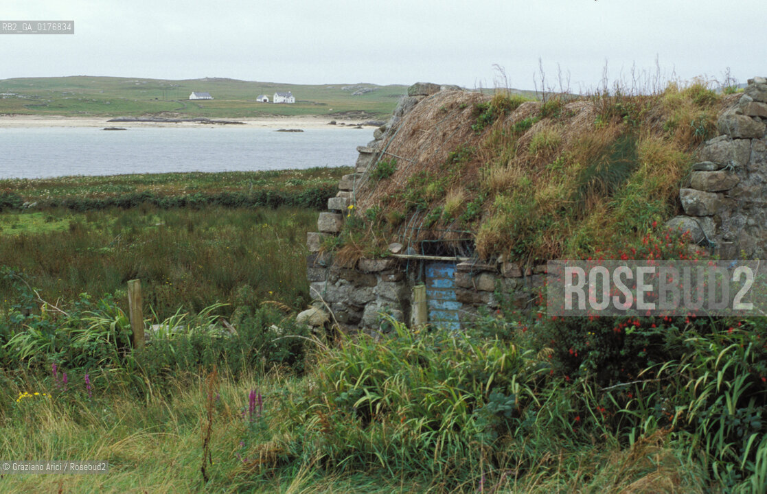 IRLANDA (CONNEMARA) CASA DI CAMPAGNA - © 2002 Graziano Arici/Rosebud2 / GEO