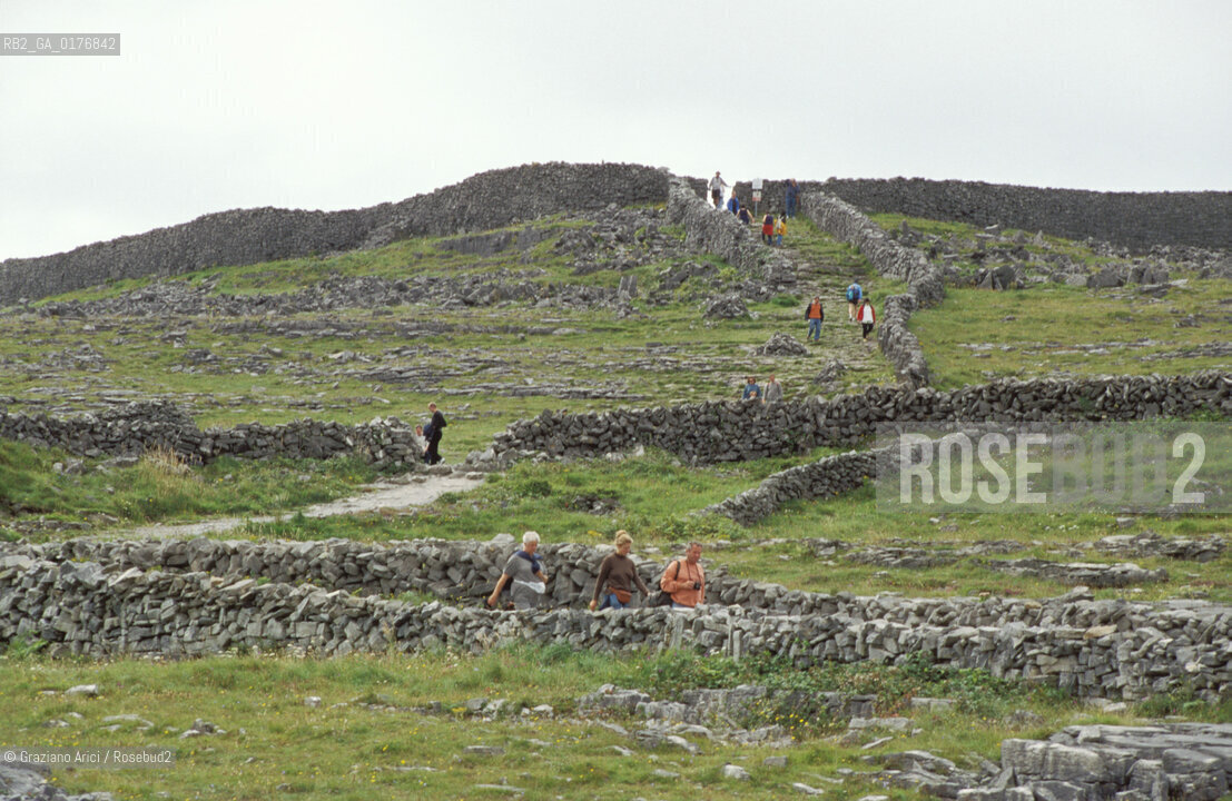IRLANDA (ARAN ISLANDS) INISHMORE : LA FORTEZZA DI OGHIL - © 2002 Graziano Arici/Rosebud2 / GEO / ISOLA / MONUMENTO MEGALITICO