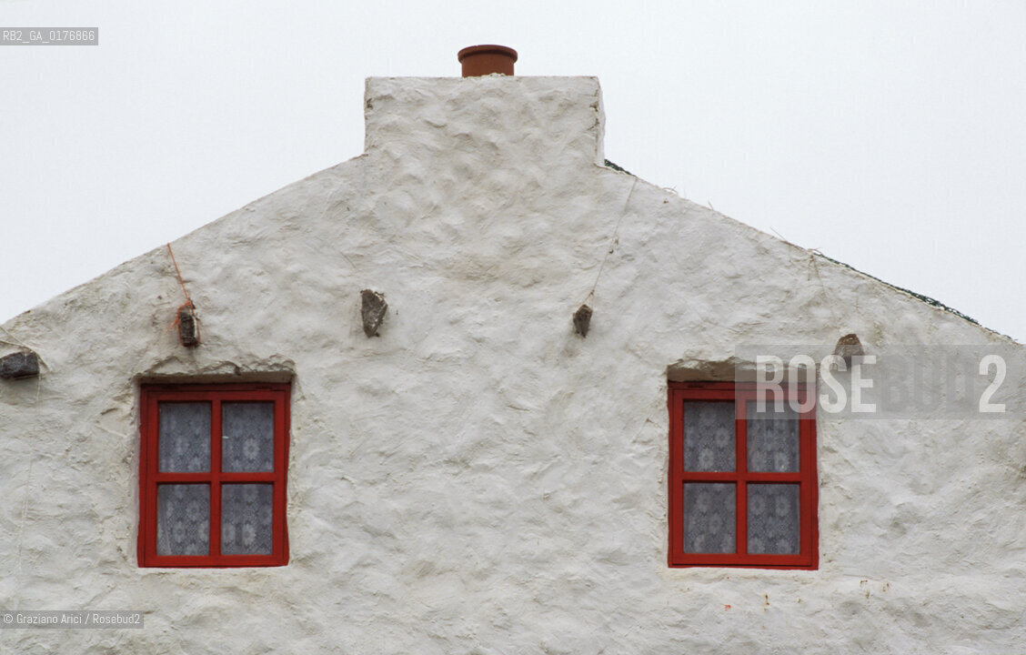 IRLANDA (DONEGAL) PENISOLA DI INISHOWEN : CASA DI CAMPAGNA   - © 2002 Graziano Arici/Rosebud2 / GEO / FINESTRA