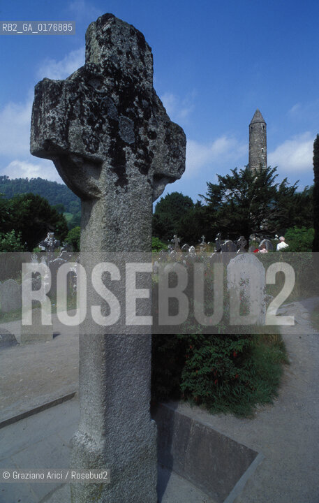 IRLANDA (LEINSTER) GLENDALOUGH : CROCE E CIMITTERO    - © 2002 Graziano Arici/Rosebud2 / GEO