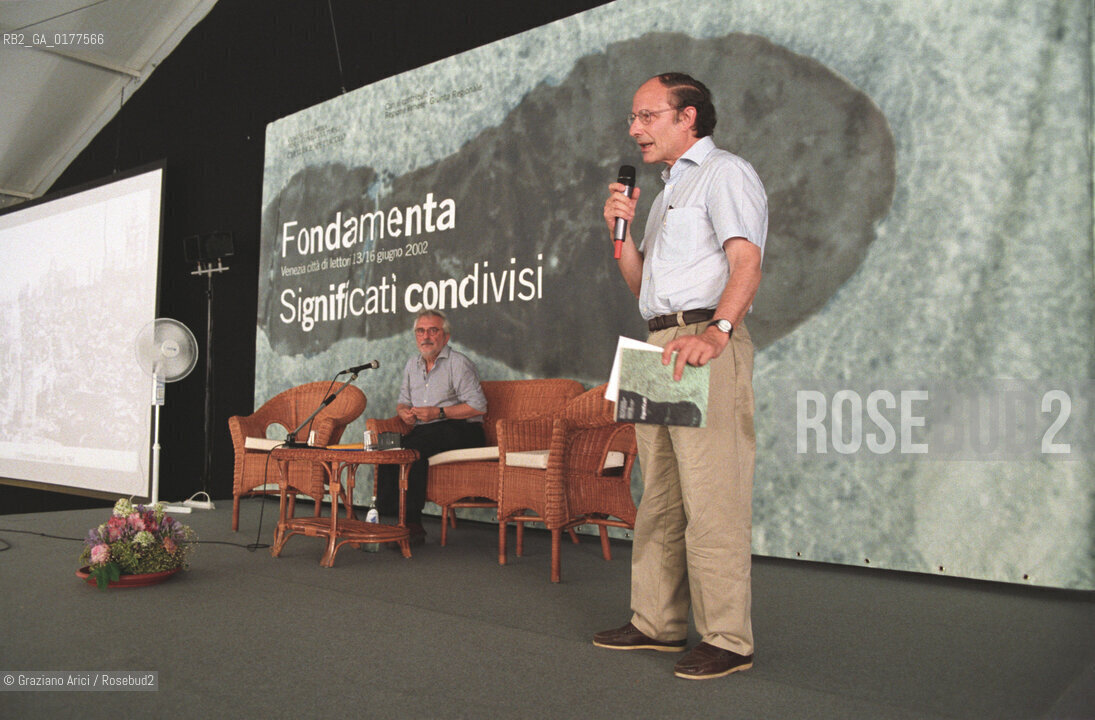 FONDAMENTA 13/16 GIUGNO 2002 - SIGNIFICATI CONDIVISI - IL FISICO MARIO VADACCHINO (ITALIA) - ©Graziano Arici/Rosebud2 