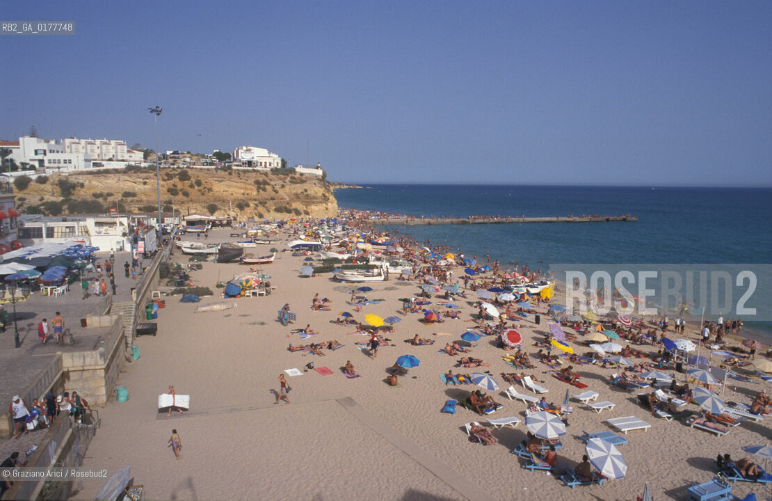 PORTOGALLO, (ALGARVE) ALBUFEIRA : SPIAGGIA     @ 2002 Graziano Arici/Rosebud2  / GEO