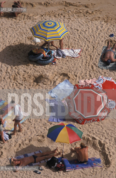 PORTOGALLO, (ALGARVE) ALBUFEIRA : SPIAGGIA     @ 2002 Graziano Arici/Rosebud2  / GEO