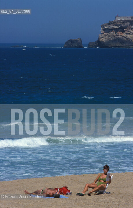 PORTOGALLO, (RIBETEJO) NAZARE : LA SPIAGGIA    @ 2002 Graziano Arici/Rosebud2  / GEO