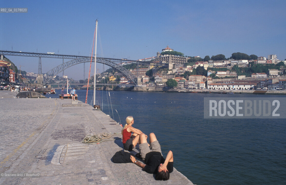 PORTOGALLO, (DOURO) PORTO : IL FIUME DOURO E VILA NOVA DE GAIA     @ 2002 Graziano Arici/Rosebud2 / PONTE / GEO