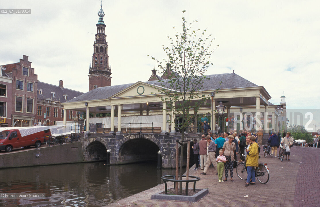 OLANDA , (ZUID-HOLLAND) LEIDA : IL NIEUWE RIJN  -  © 2002 Graziano Arici/Rosebud2  / GEO