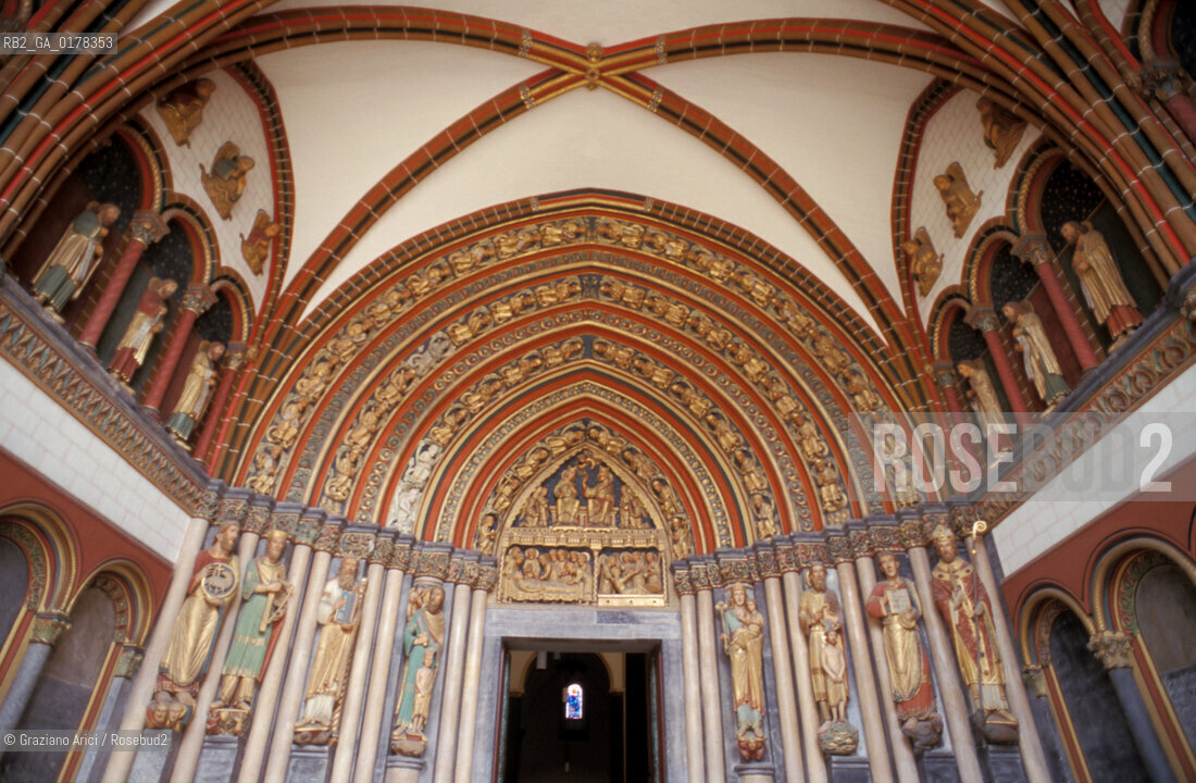 OLANDA , (LIMBURG) MAASTRICHT : LA SINT SERVAAS BASILIEK    -  © 2002 Graziano Arici/Rosebud2 / PORTALE / GEO