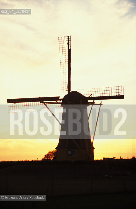 OLANDA , MULINO  -  © 2002 Graziano Arici/Rosebud2 / GEO
