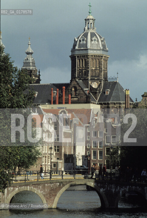 OLANDA , AMSTERDAM  : ST.NICOLASKERK -  © 2002 Graziano Arici/Rosebud2  / GEO
