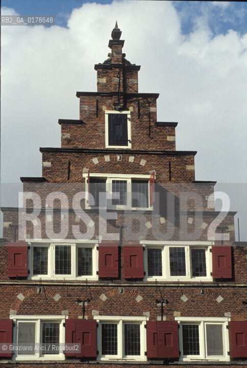 OLANDA , AMSTERDAM : CASA  -  © 2002 Graziano Arici/Rosebud2 / GEO